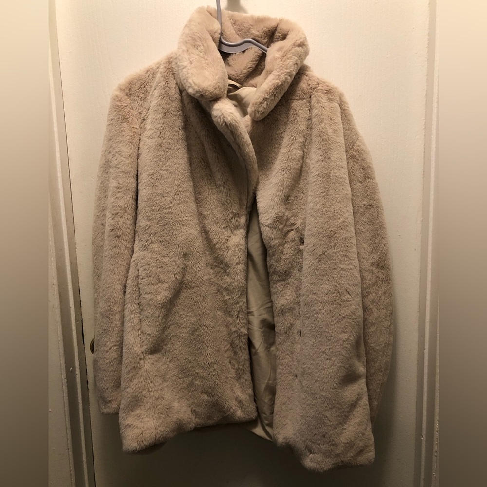 Faux fur off white coat, size medium